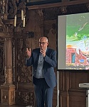Bürgermeister Andreas Bovenschulte begrüßte die Gäste des Norddeutschen Archivtages im Rathaus. Foto: Kulturressort