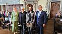 Bülent Uzuner, Carmen Emigholz, Zülfü Livaneli und Sabine Uzuner vor der Eröffnung der Kültürale in der Oberen Rathaushalle (v.r.)